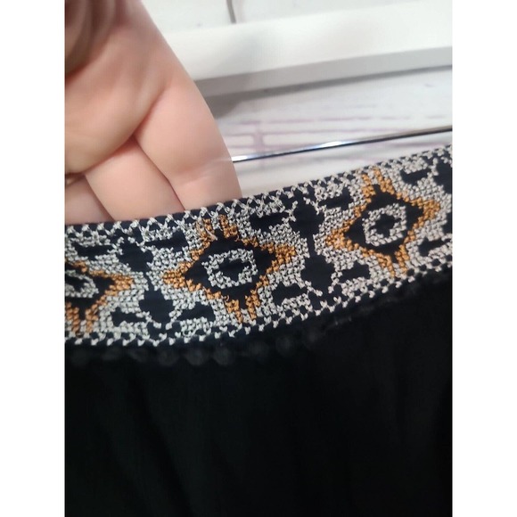 Free People Black Gauze Embroidered Lace Stretch Boho Shorts Womans Size Medium - Picture 5 of 8
